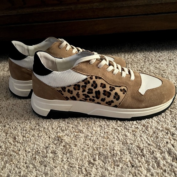 PAIGE Shoes - PAIGE Mila Sneaker, Women’s, Size 8